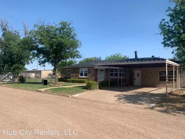 Building Photo - 4 br, 2 bath House - 506 W 6th Street