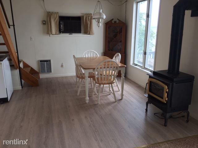 Building Photo - 2 br, 1 bath House - 5007 Reeds Pt