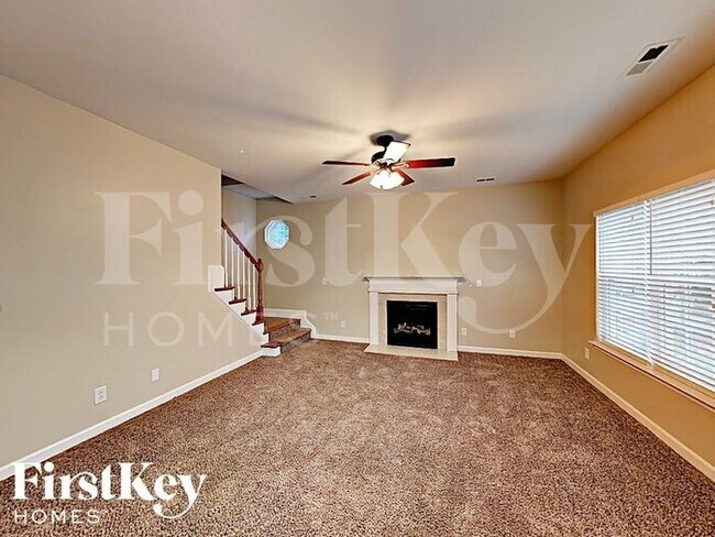 Foto del edificio - 8614 Delamere Ln