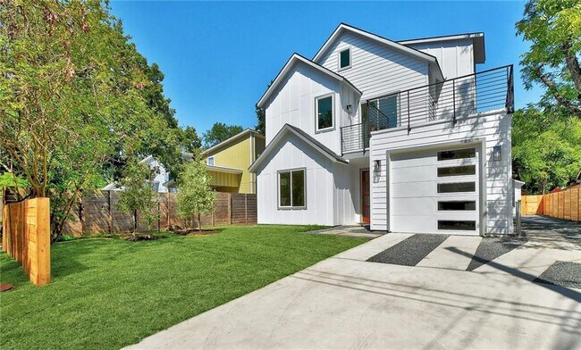 Building Photo - 710 Valdez St