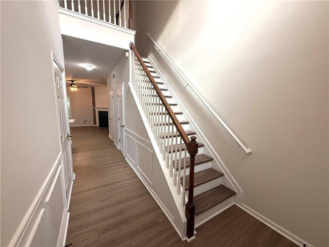 Foto del edificio - 314 Creek Manor Way