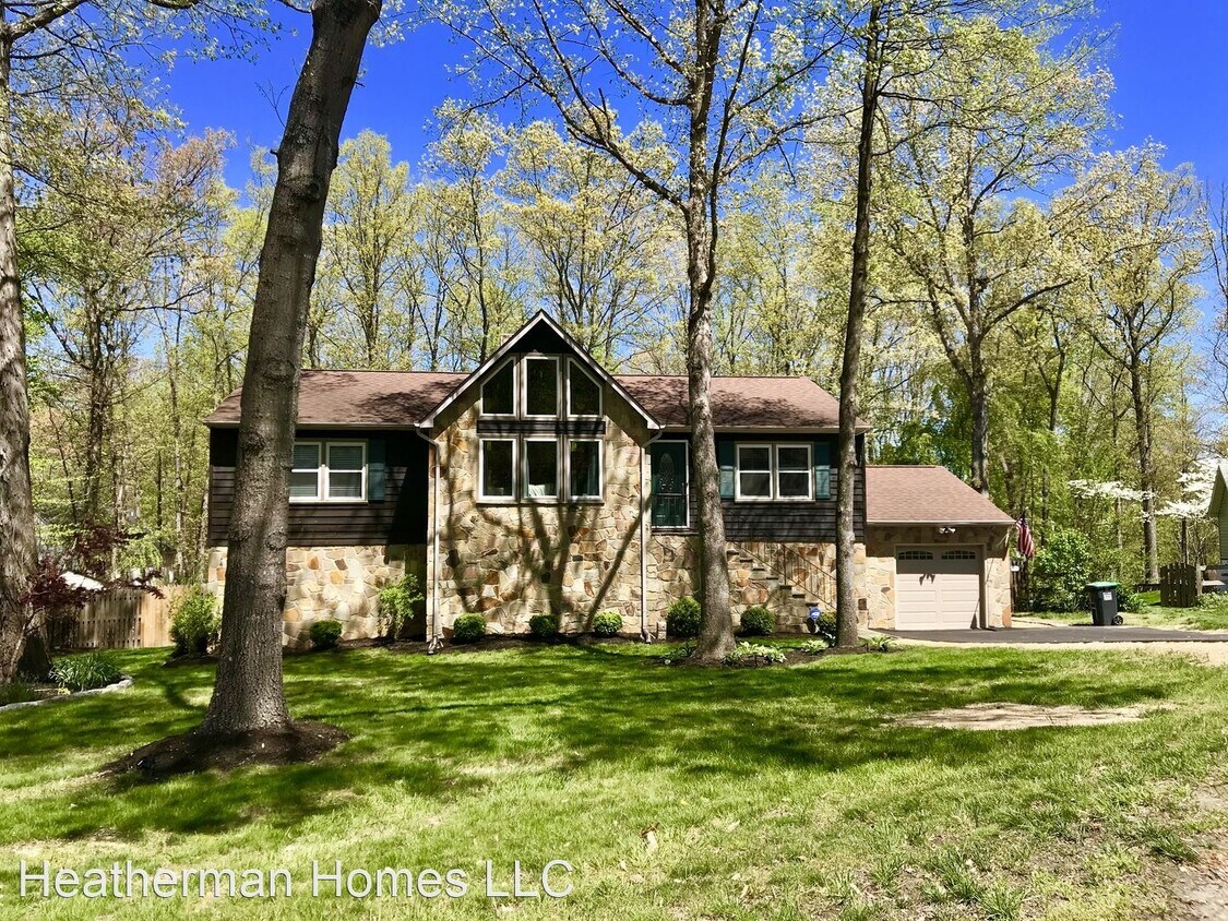 Primary Photo - 3 br, 3.5 bath House - 7 Greenhaven Ct.