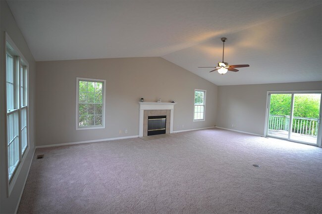 Foto del edificio - 3900 Orchard Lake Dr