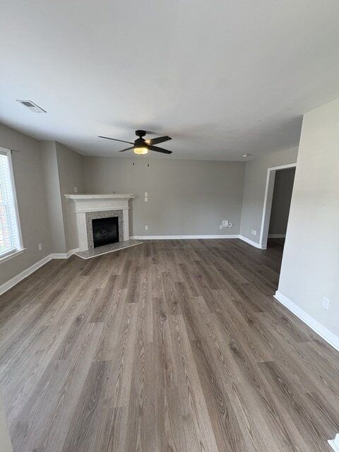 Foto del edificio - 2502 Bluff View Ct