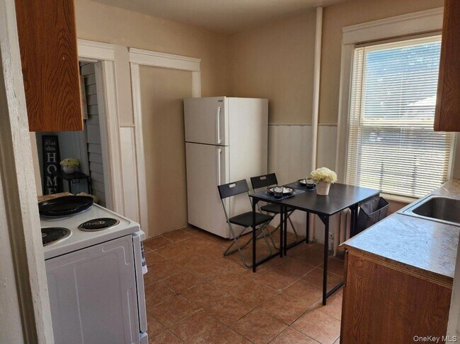 Foto del edificio - 832 Calhoun Ave