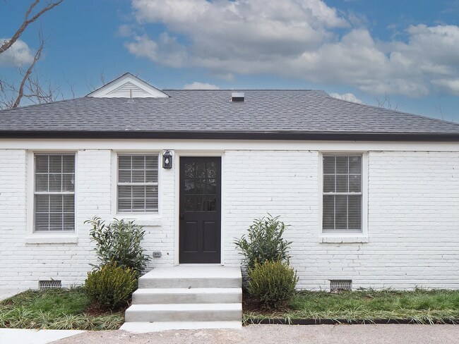 Foto del edificio - 203 Leake Ave