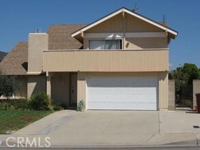 Building Photo - 2030 Country Canyon Rd
