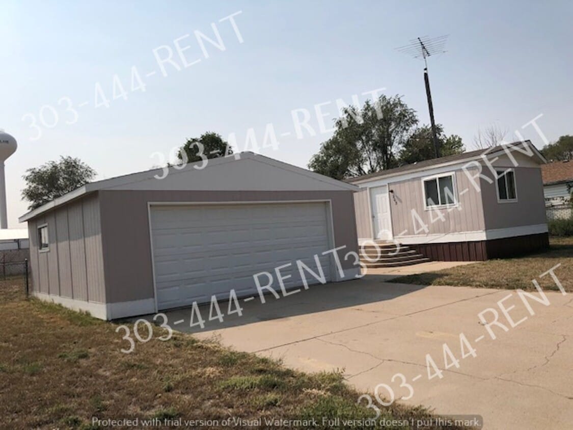 Log Lane Village 3 bedroom & 1.5 bathroom House Rental in Log Lane