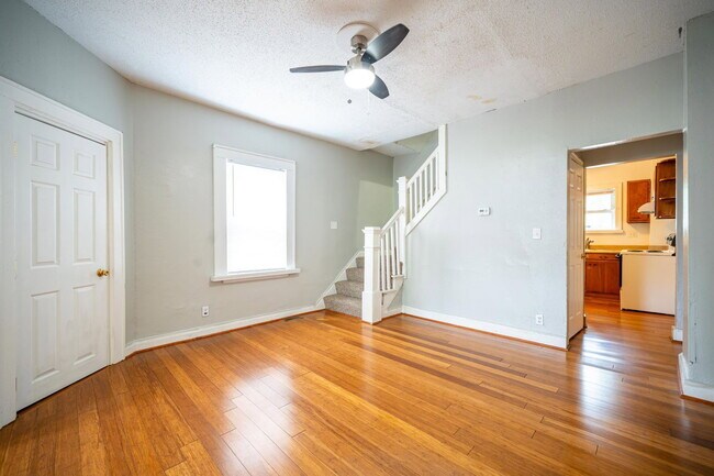 Foto del edificio - 1429 N 6th St