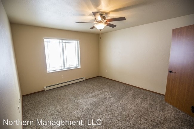 Building Photo - 2314-2398 Bollman Dr