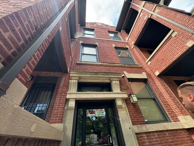 Building Photo - 5728 S Michigan Ave