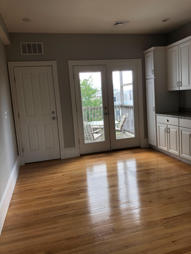 Kitchen to Deck - 645 E 6th St