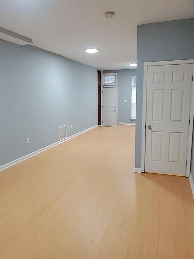 Foto del edificio - 1428 N Fulton Ave