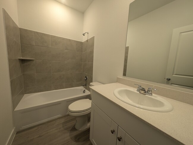 Building Photo - 325 Texas Trl