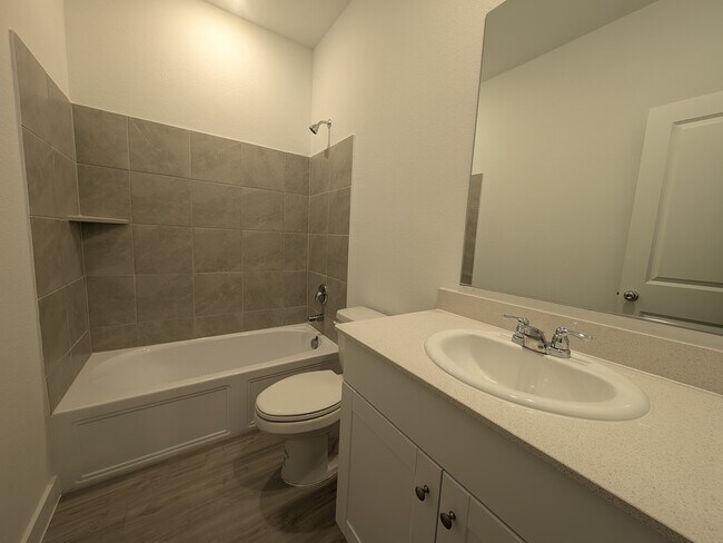 Foto del edificio - 325 Texas Trl