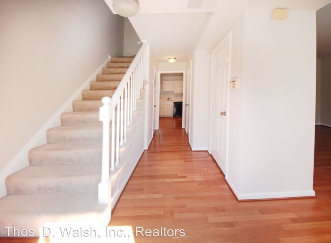 Foto del edificio - 3 br, 2.5 bath House - 6743 Kenwood Forest Ln