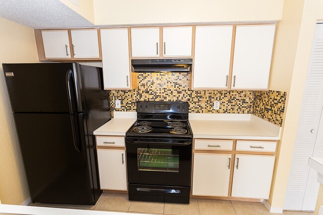Building Photo - 2208 Antigua Pl