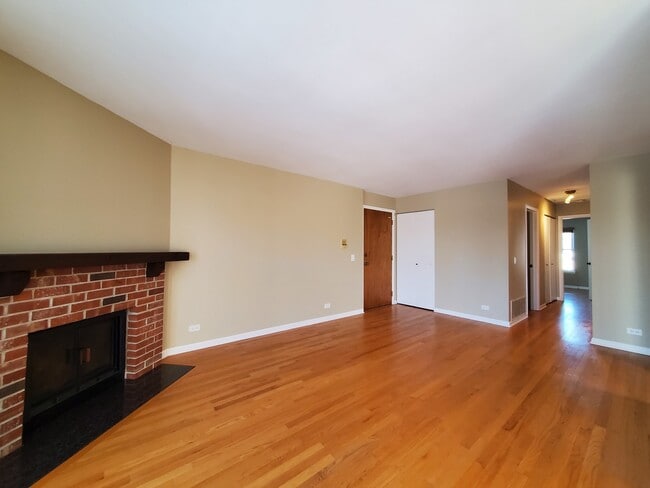 Foto del edificio - 733 Plum Tree Ct