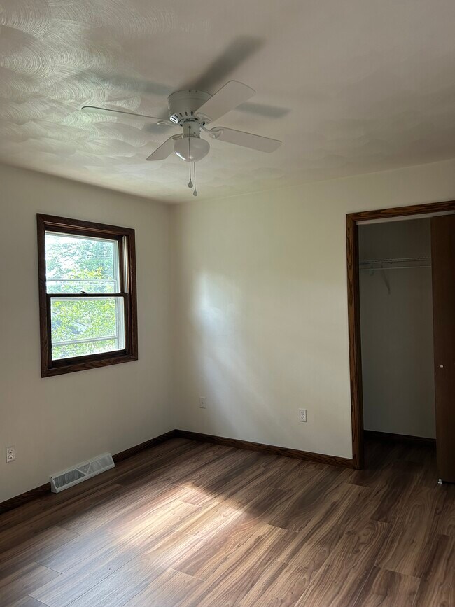 Foto del edificio - 4704 Oakland St