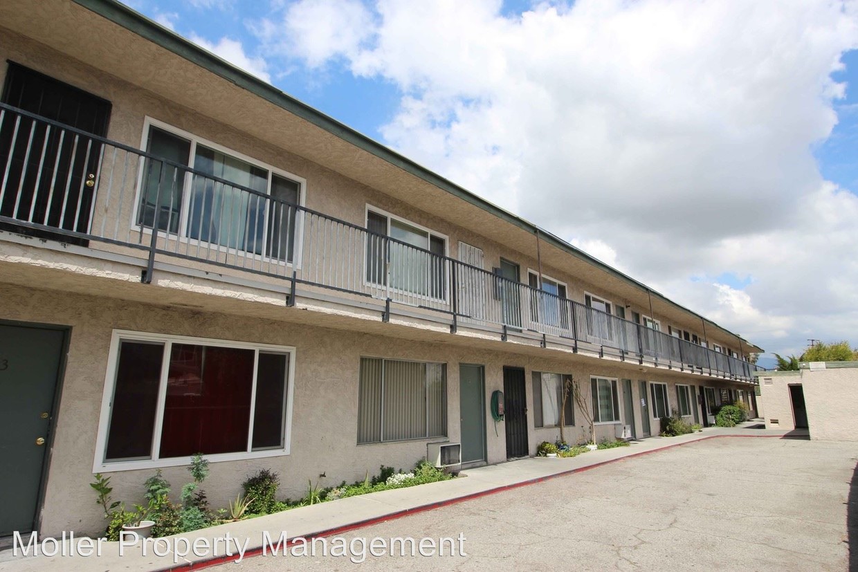 Foto principal - 11633 Sitka St