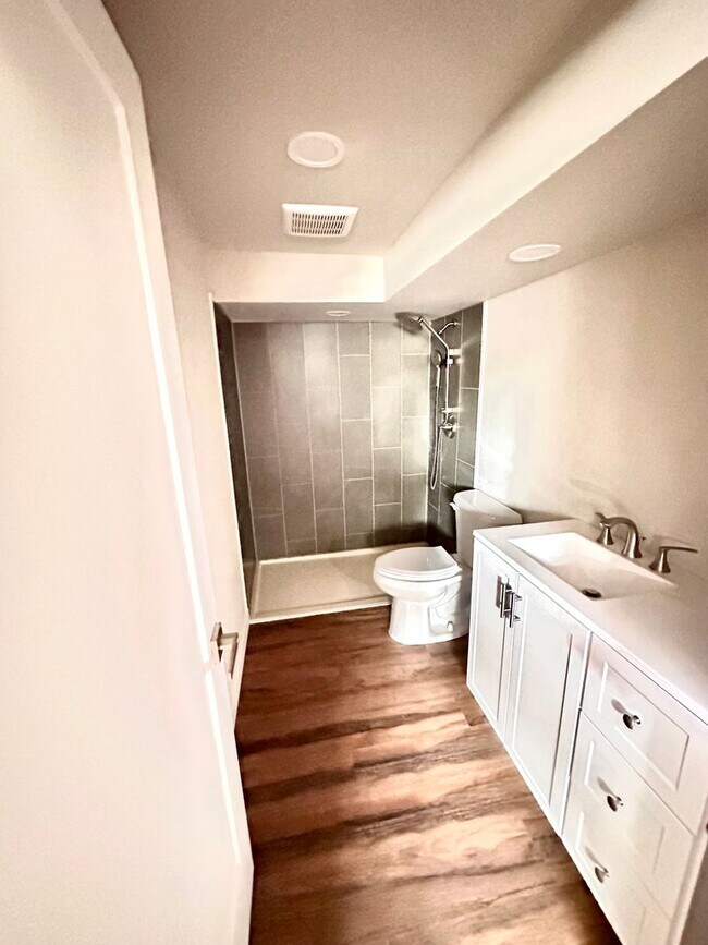 Foto del edificio - Remodeled Duplex