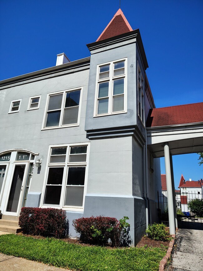 Foto del edificio - 1217 N 11th St
