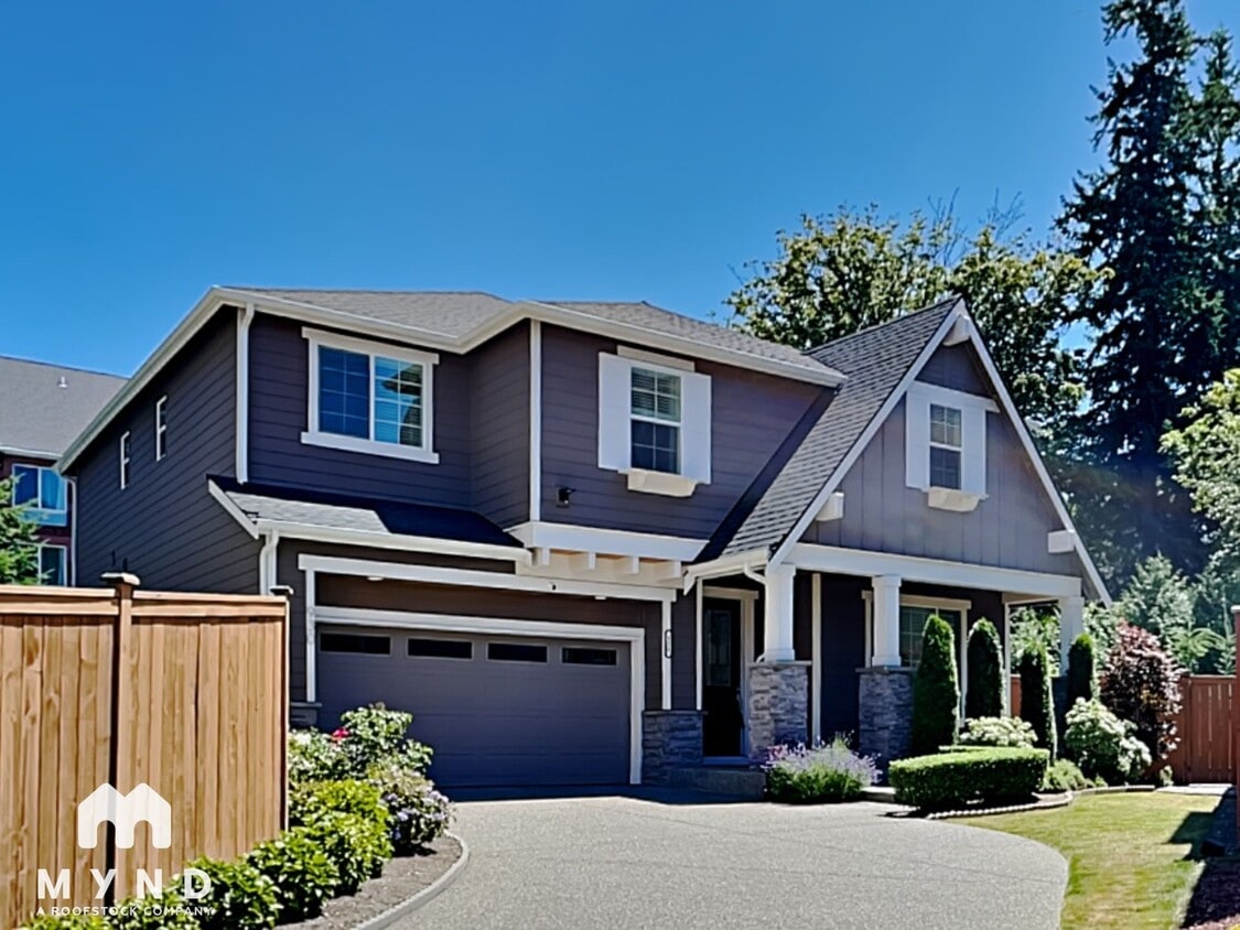 Primary Photo - 930 223rd St SE