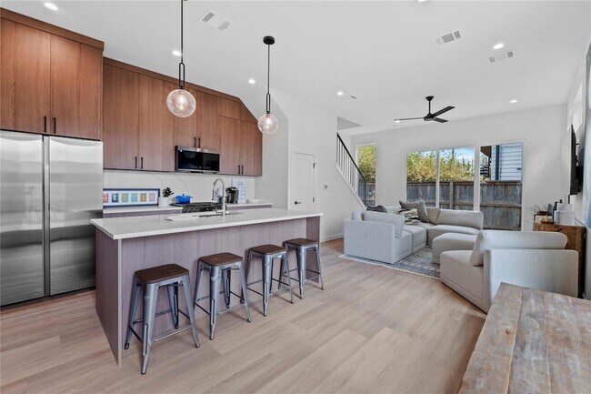 Foto del edificio - 506 Krebs Ln