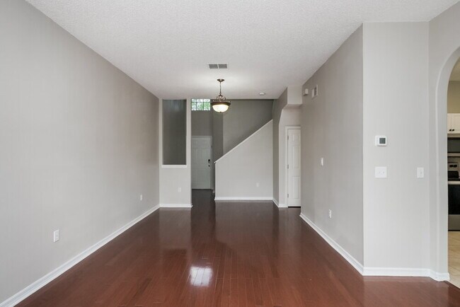 Building Photo - 2985 Covewood Pl