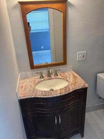 Foto del edificio - 681 SW 14th St