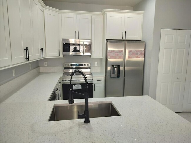 Foto del edificio - 826 Middleton Dr SW