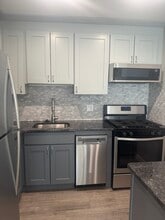 Building Photo - Skyline Terrace Apartments