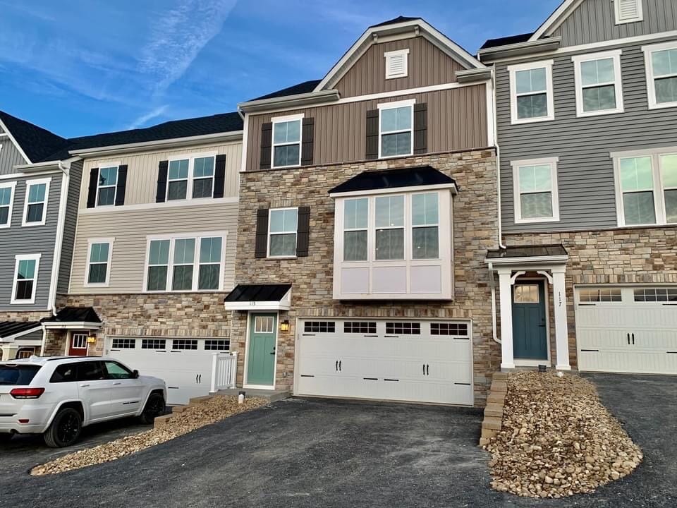 115 Moyer Hill Dr, Cranberry Township, PA 16066 Townhome Rentals in
