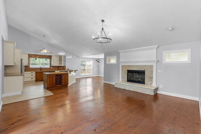 Foto del edificio - 101 Hands Cove Ln