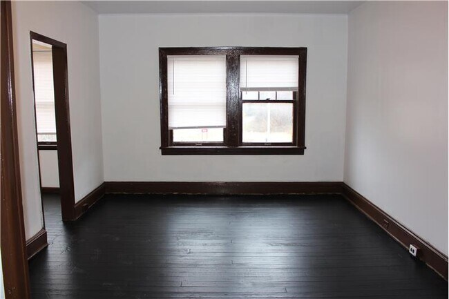 Foto del edificio - 569 S 4th St