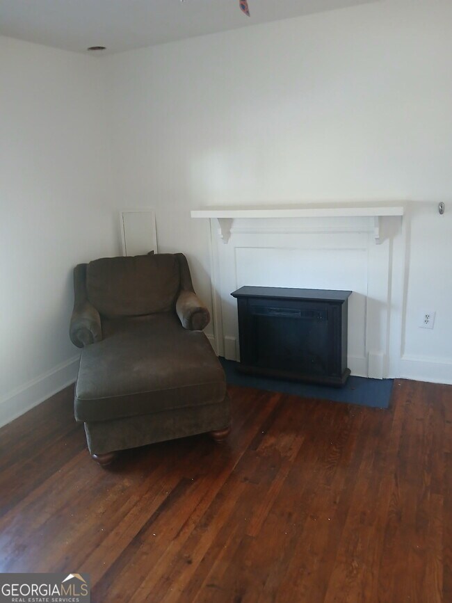 Foto del edificio - 386 Haas Ave SE