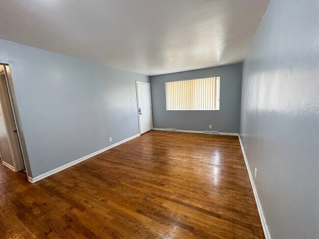 Foto del edificio - 8538 N Broadway