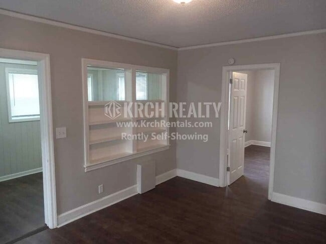 Building Photo - Adorable 3 bedroom, 2 bathroom home!