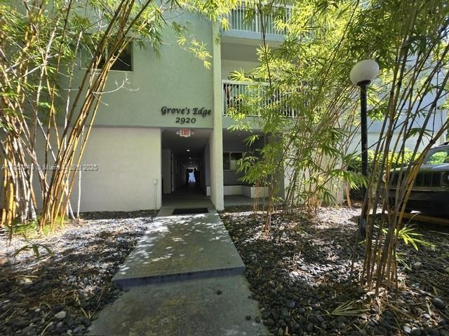 Building Photo - 2920 SW 28th Terrace