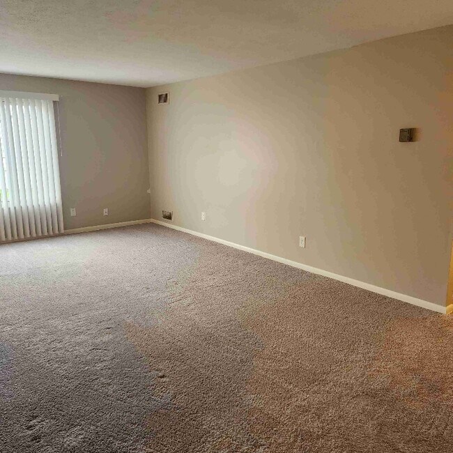 Foto del edificio - 21921 River Oaks Dr