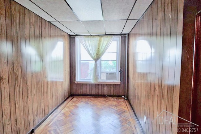 Building Photo - 3 bedroom in Brooklyn NY 11223