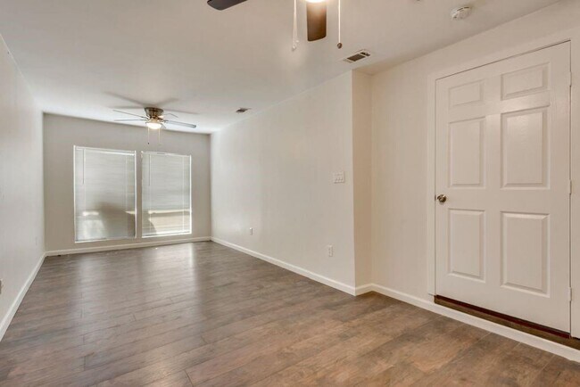 Foto del edificio - Spacious and Move-In Ready in Fort Worth!