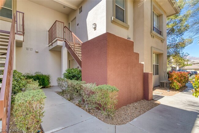 Foto del edificio - 912 Duckhorn Ct