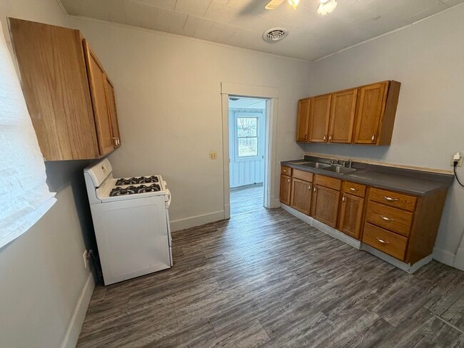 Foto del edificio - 210 Eleventh-E