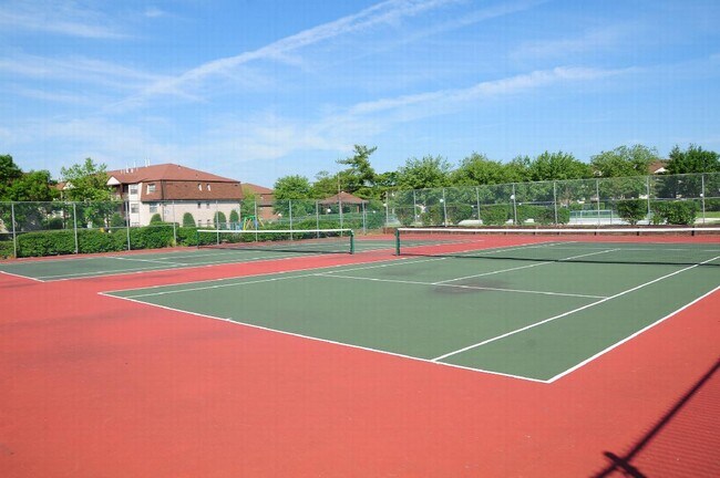 Foto del edificio - 1403 Green Hollow Dr