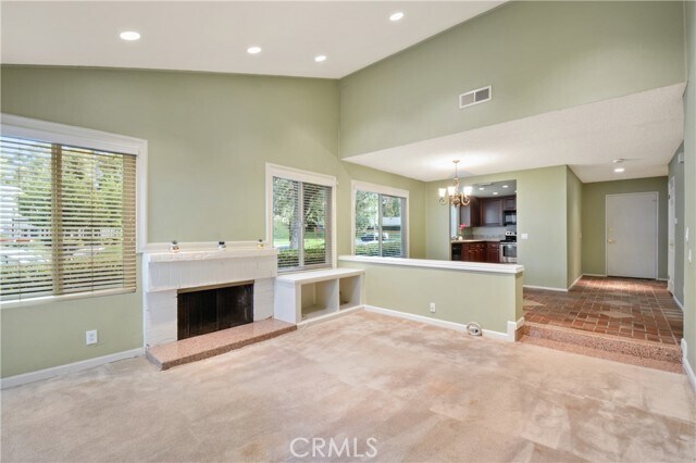 Foto del edificio - 6543 E