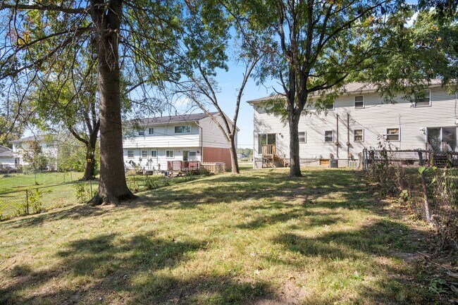 Building Photo - 500-502 Scott Blvd