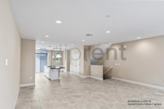 Building Photo - 5871 Blue Topaz Ct