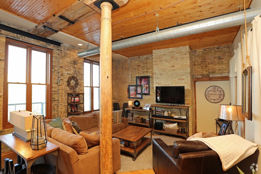 227 North Water Street