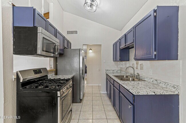 Foto del edificio - 1783 Victor Lopez Dr